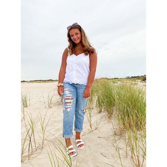 Meet your Posher, Olivia - Picture 3 of 7